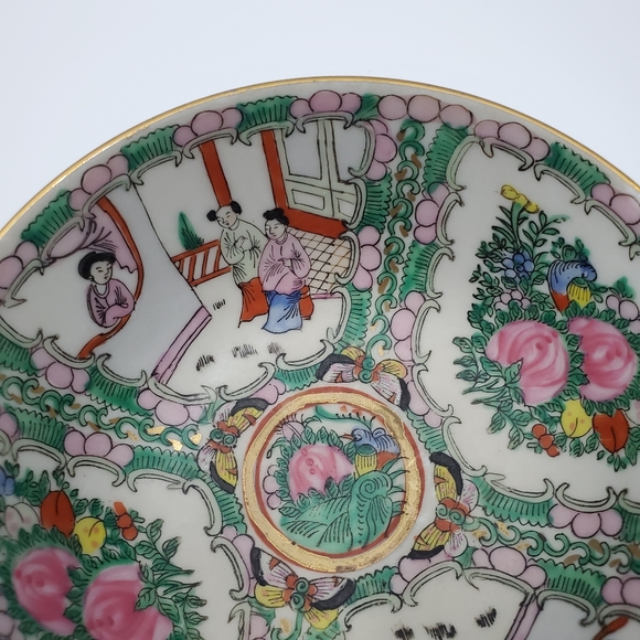 Vintage Asian Japanese Painted Porcelain Bowl Gold Trim Decor Display - Picture 3 of 5